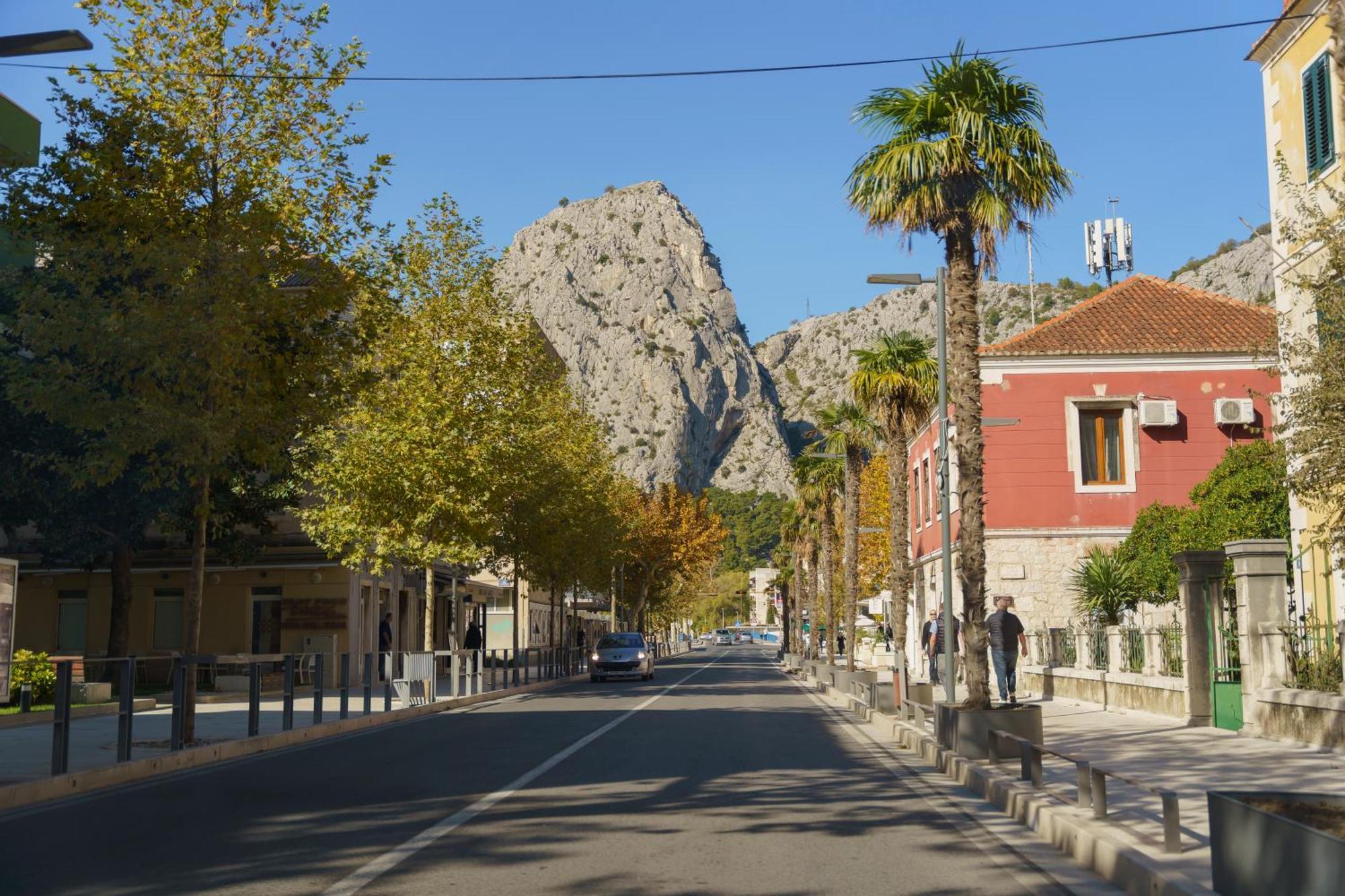 Sunny Apartment Omiš Εξωτερικό φωτογραφία